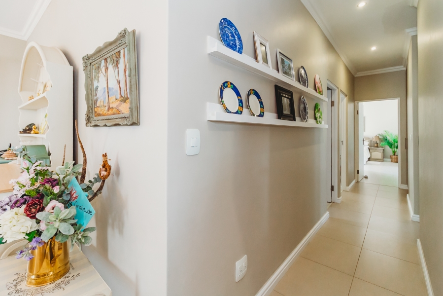 3 Bedroom Property for Sale in Kraaibosch Country Estate Western Cape